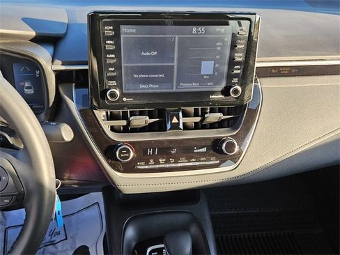Used 2022 Toyota Corolla SE image 17