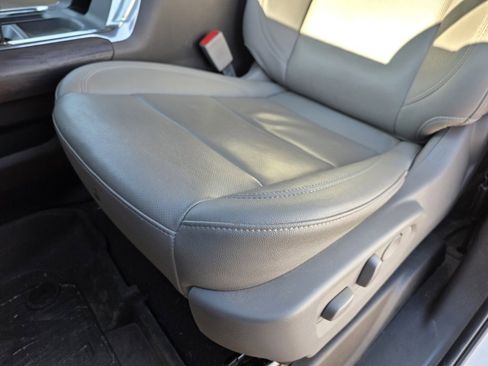 Used 2024 GMC Sierra 1500 SLT w/ SLT Premium Plus Package image 22