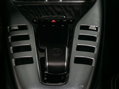Used 2022 Mercedes-Benz AMG GT 43 image 44