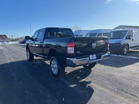 Used 2021 RAM 2500 Big Horn w/ Level 1 Equipment Group image 3