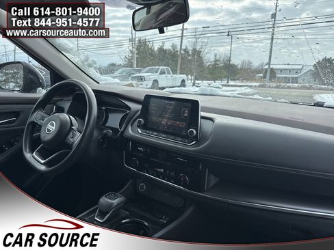 Used 2021 Nissan Rogue SV image 36