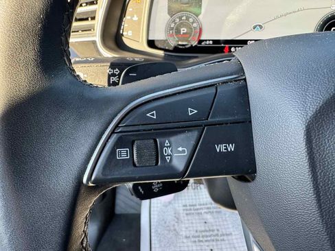 Used 2021 Audi Q8 Premium Plus image 14