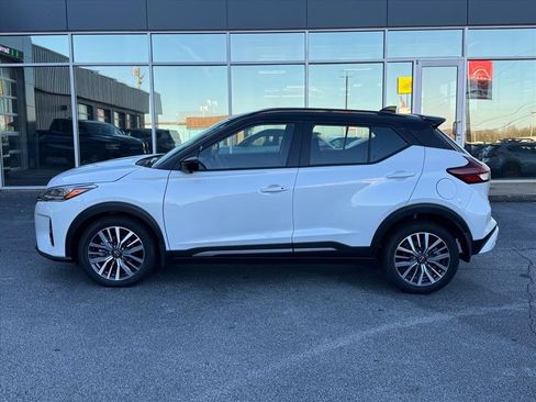 Certified 2024 Nissan Kicks SR image 6