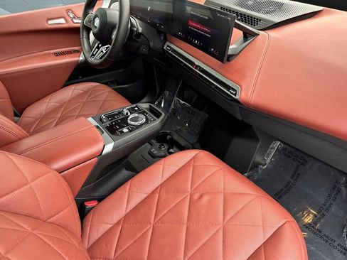Used 2025 BMW iX M60 image 33