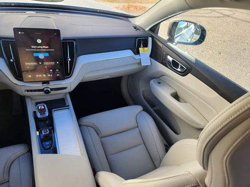 New 2026 Volvo XC60 T8 Ultra w/ Protection Package Premier image 12