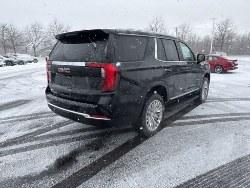 New 2026 GMC Yukon Elevation image 3