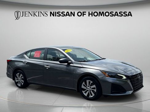 Certified 2024 Nissan Altima 2.5 S FWD image 1
