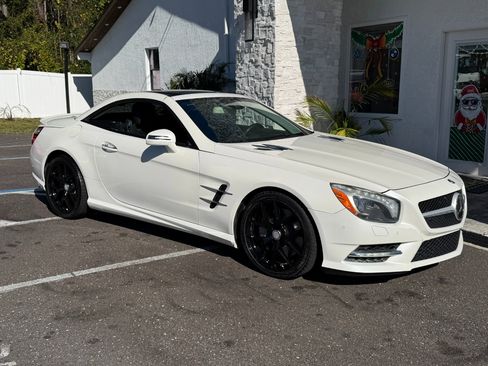Used 2013 Mercedes-Benz SL 550 image 23