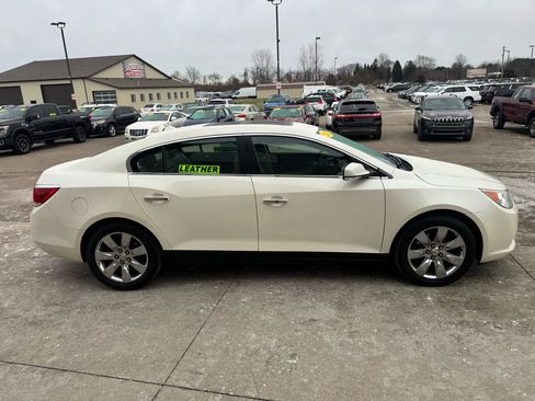 Used 2011 Buick LaCrosse CXS image 4