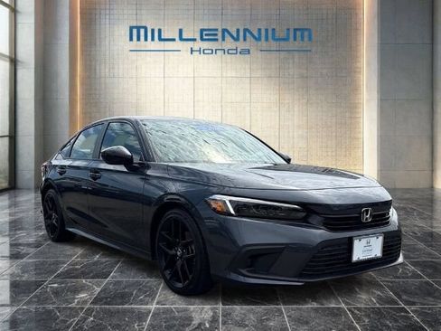 Used 2024 Honda Civic Sport image 6