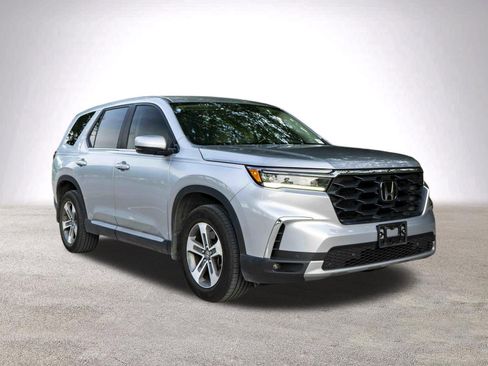 Used 2024 Honda Pilot EX-L image 2