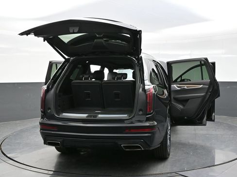 Certified 2025 Cadillac XT6 Sport w/ Platinum Package AWD/4WD image 41