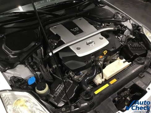 Used 2008 Nissan 350Z Enthusiast RWD image 28