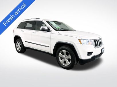 Used 2011 Jeep Grand Cherokee Limited w/ Trailer Tow Group