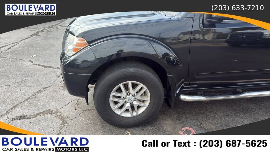 Used 2016 Nissan Frontier SV AWD/4WD image 9