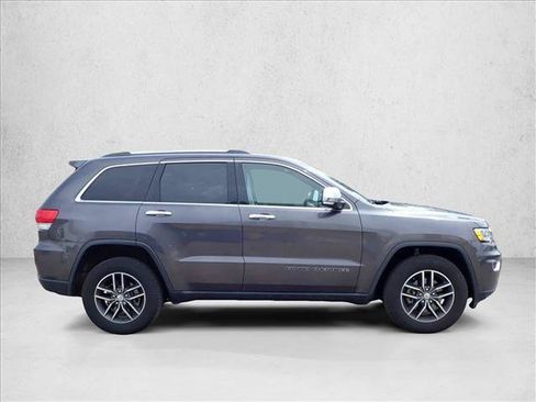 Used 2018 Jeep Grand Cherokee Limited AWD/4WD image 14
