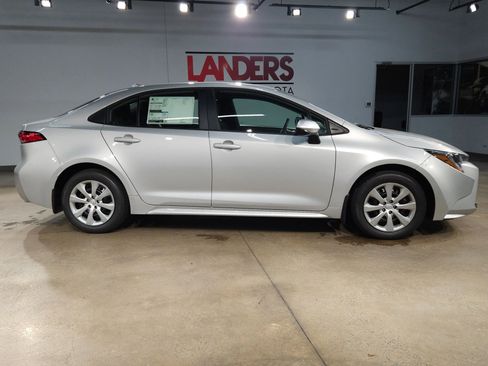 New 2026 Toyota Corolla LE image 8