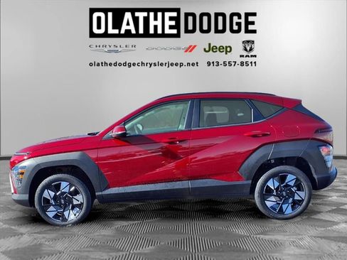 Used 2025 Hyundai Kona SEL image 18