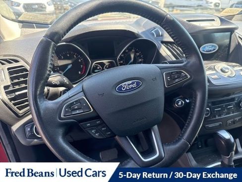 Certified 2017 Ford Escape Titanium AWD/4WD image 21