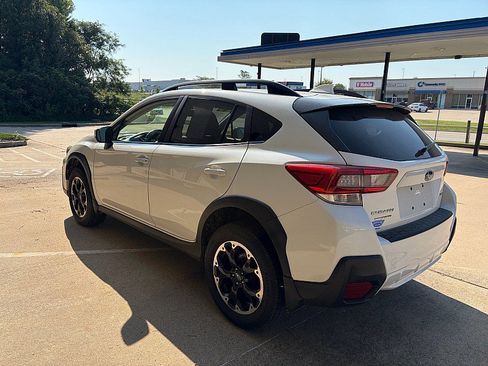 Used 2023 Subaru Crosstrek 2.0i Premium AWD/4WD image 5