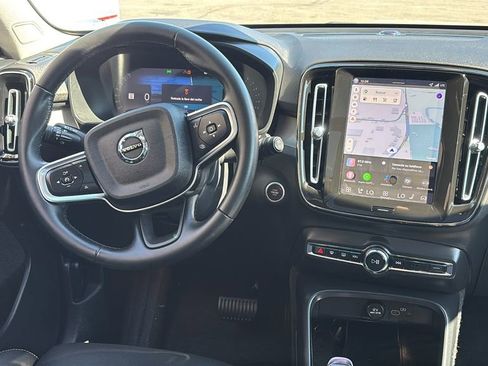 Certified 2026 Volvo XC40 B5 Plus AWD/4WD image 7