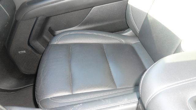 Used 2024 Chevrolet Suburban LT AWD/4WD image 27