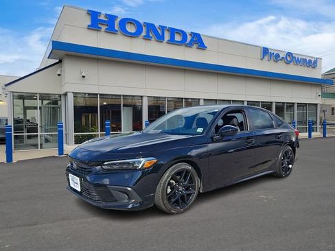 Used 2023 Honda Civic Sport image 1