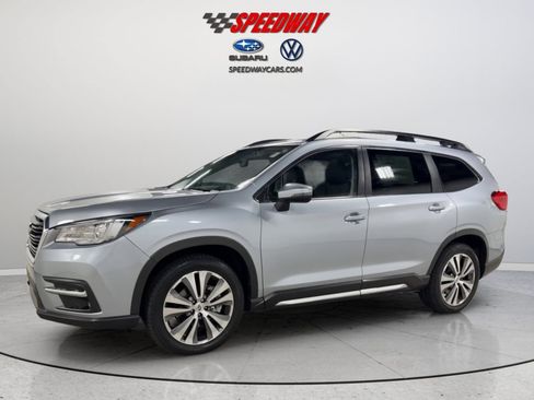 Used 2022 Subaru Ascent Limited w/ Technology Package AWD/4WD image 11