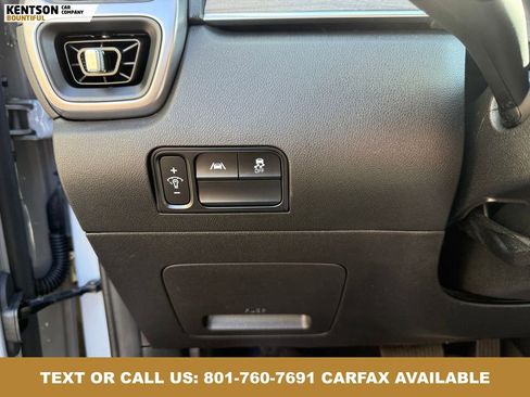 Used 2023 Kia Sorento S w/ Panoramic Sunroof Package AWD/4WD image 18