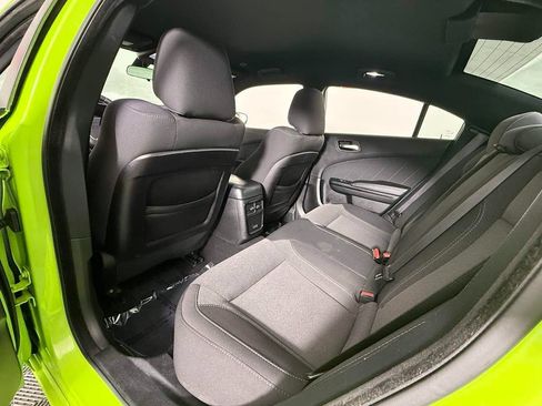 Used 2019 Dodge Charger SXT w/ Blacktop Package RWD image 36