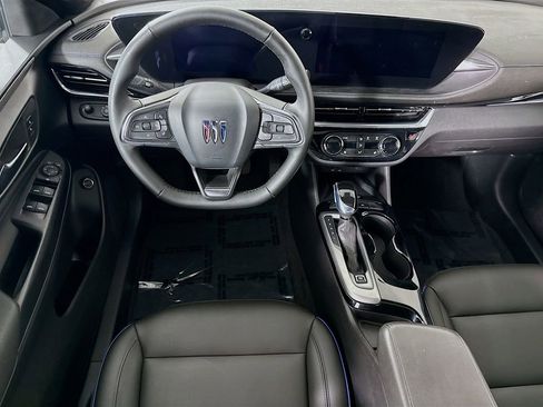 Used 2024 Buick Envista Sport Touring w/ Convenience I Package image 3
