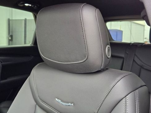New 2026 Cadillac XT5 Luxury w/ LPO, Floor Liner Package image 8