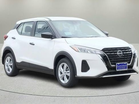Certified 2024 Nissan Kicks S image 1