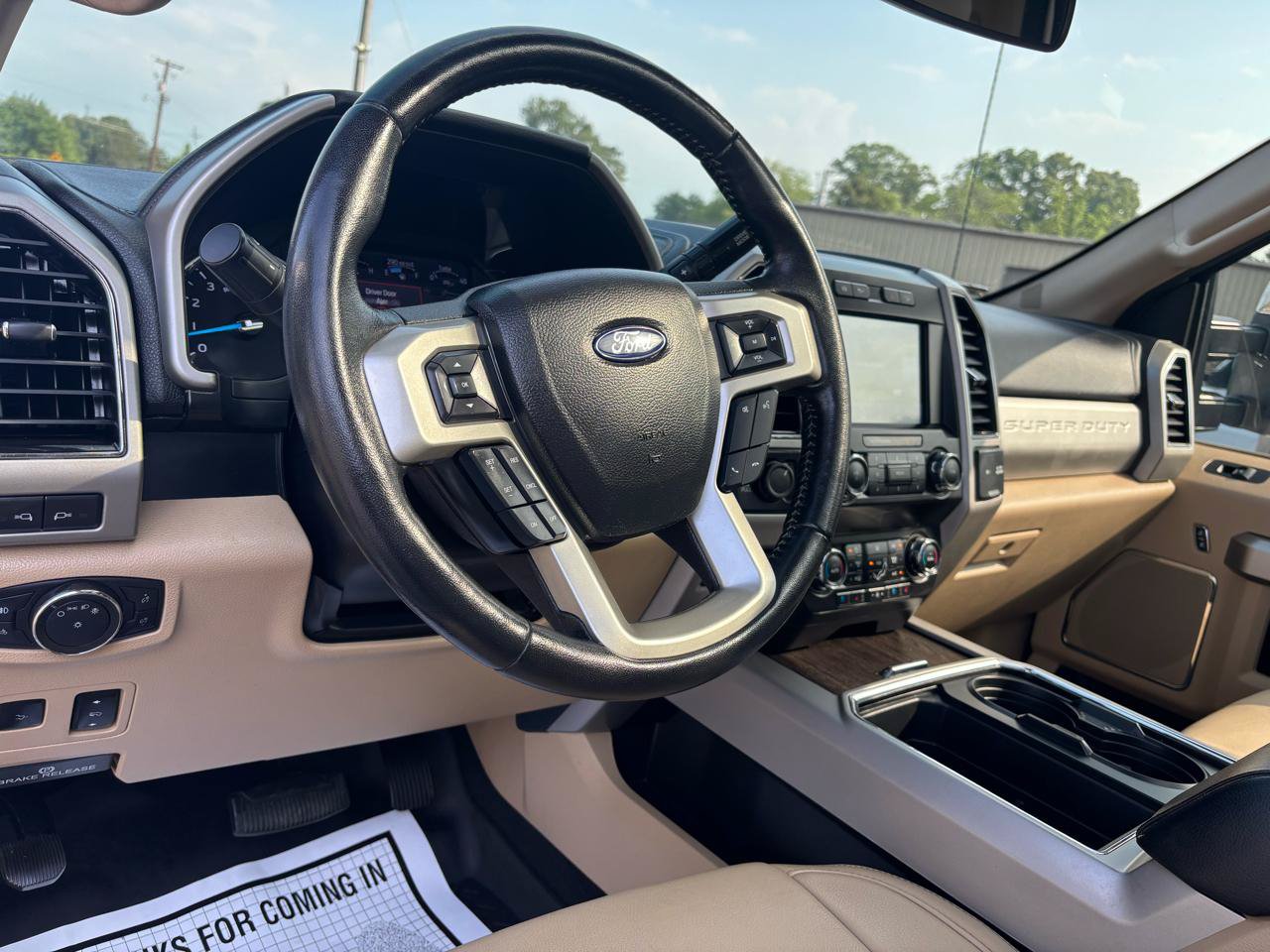 Used 2021 Ford F250 Lariat w/ Lariat Ultimate Package AWD/4WD image 14
