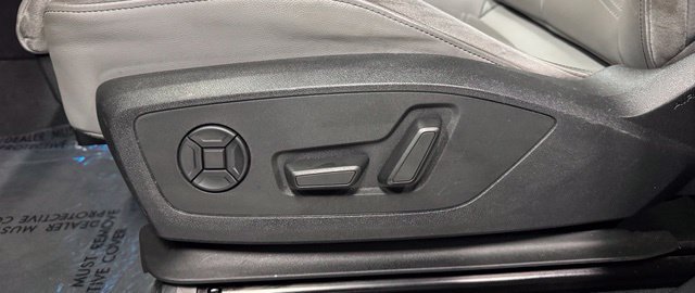 Used 2020 Audi Q3 2.0T Prestige w/ Prestige Package AWD/4WD image 24