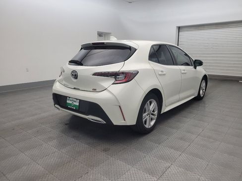 Used 2019 Toyota Corolla SE w/ Carpet Mat Package image 9