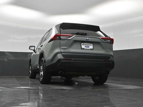 Used 2022 Toyota RAV4 XLE w/ XLE Grade Weather Package AWD/4WD image 55