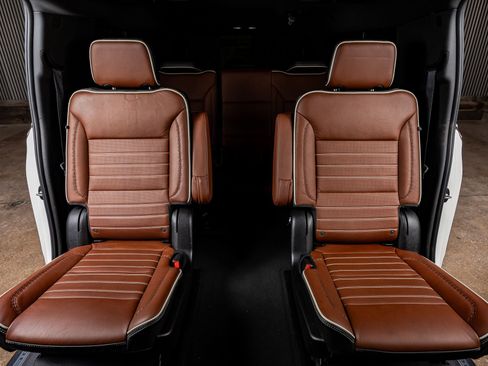 Used 2023 GMC Yukon XL Denali Ultimate image 37