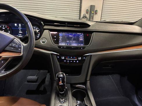 Certified 2023 Cadillac XT5 Premium Luxury w/ Technology Package FWD image 50