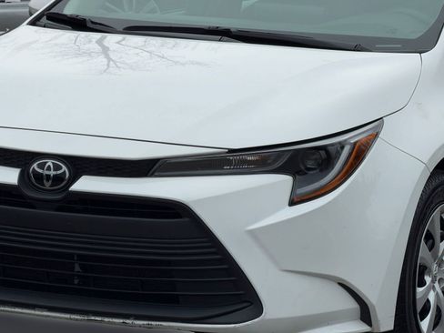 Used 2024 Toyota Corolla LE image 11