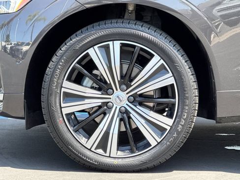 Certified 2023 Volvo XC60 B5 Plus w/ Protection Package Premier FWD image 25