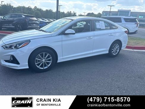 Used 2019 Hyundai Sonata SE FWD image 3