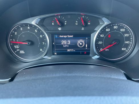 Used 2024 GMC Terrain SLE FWD image 16