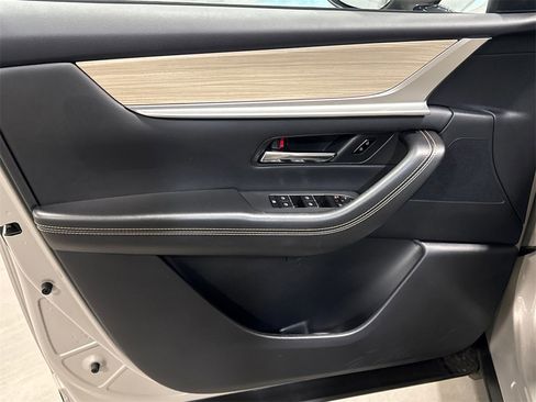 Certified 2025 MAZDA CX-90 Plug-In Hybrid w/ Preferred image 7