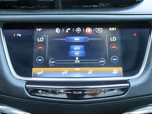 Used 2019 Cadillac XT5 Luxury image 35