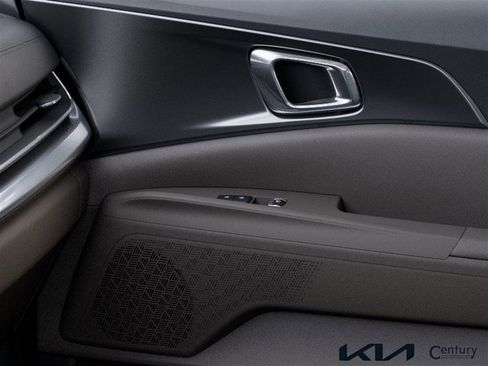 New 2026 Kia Carnival LXS FWD image 25
