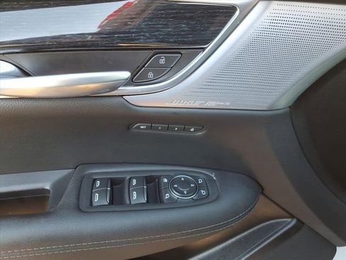 Certified 2025 Cadillac XT5 Premium Luxury image 27