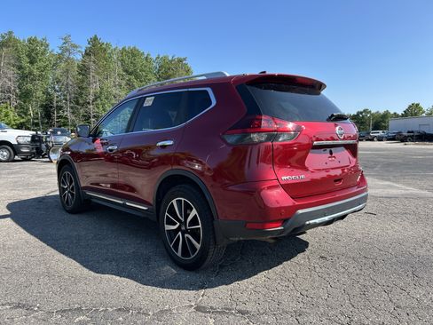Used 2019 Nissan Rogue SL AWD/4WD image 6