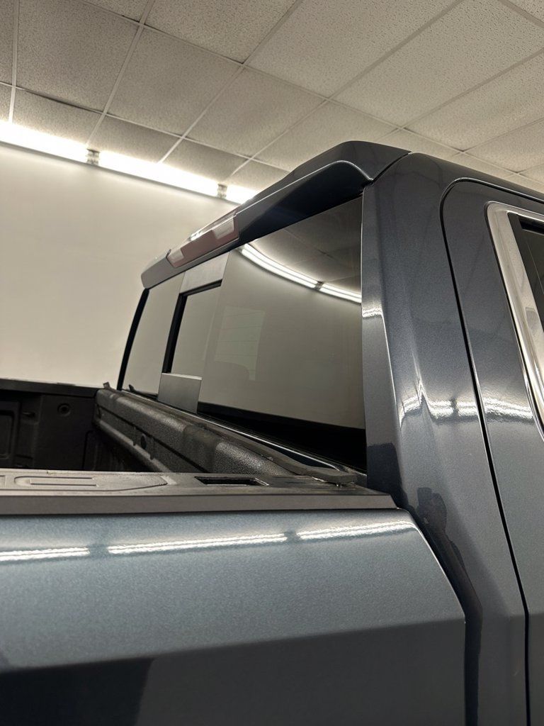 Used 2022 GMC Sierra 1500 SLT w/ SLT Premium Plus Package AWD/4WD image 33