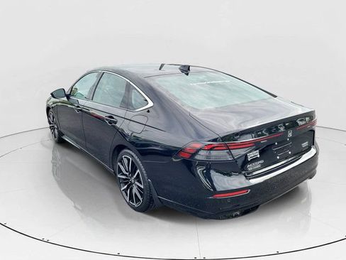 Used 2025 Honda Accord Touring image 32